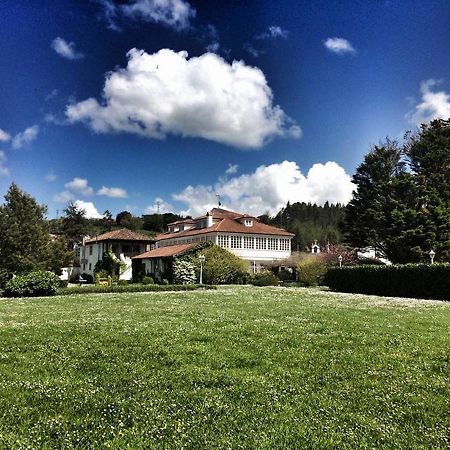 La Casona De Amandi Otel Villaviciosa  Dış mekan fotoğraf