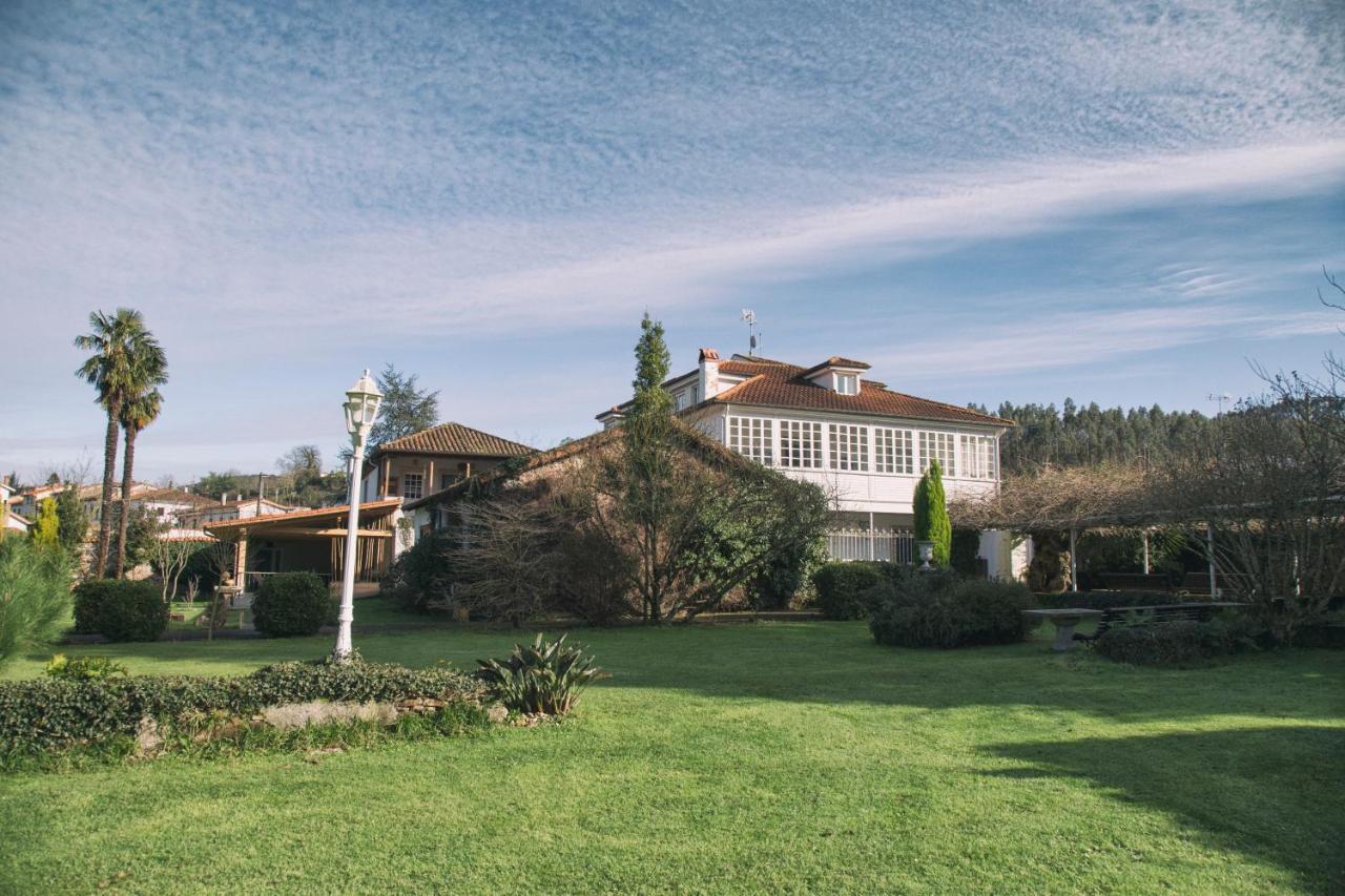 La Casona De Amandi Otel Villaviciosa  Dış mekan fotoğraf