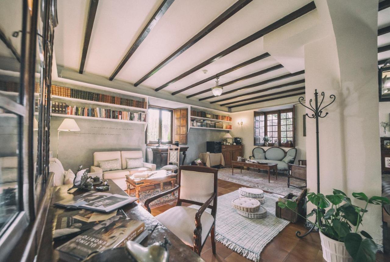 La Casona De Amandi Otel Villaviciosa  Dış mekan fotoğraf